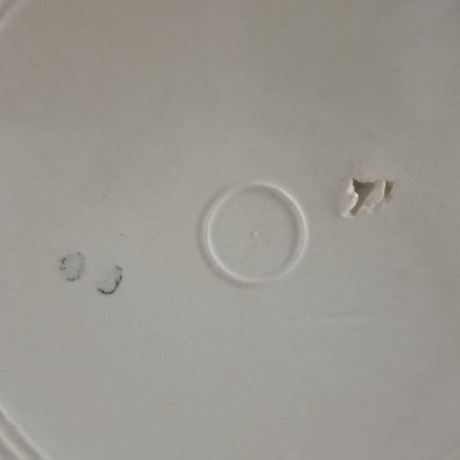 Two iron earth plates decorated with rose