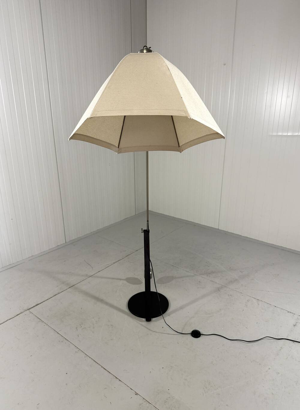 Counter balance floor lamp umbrella lamp shade 1970-80’s