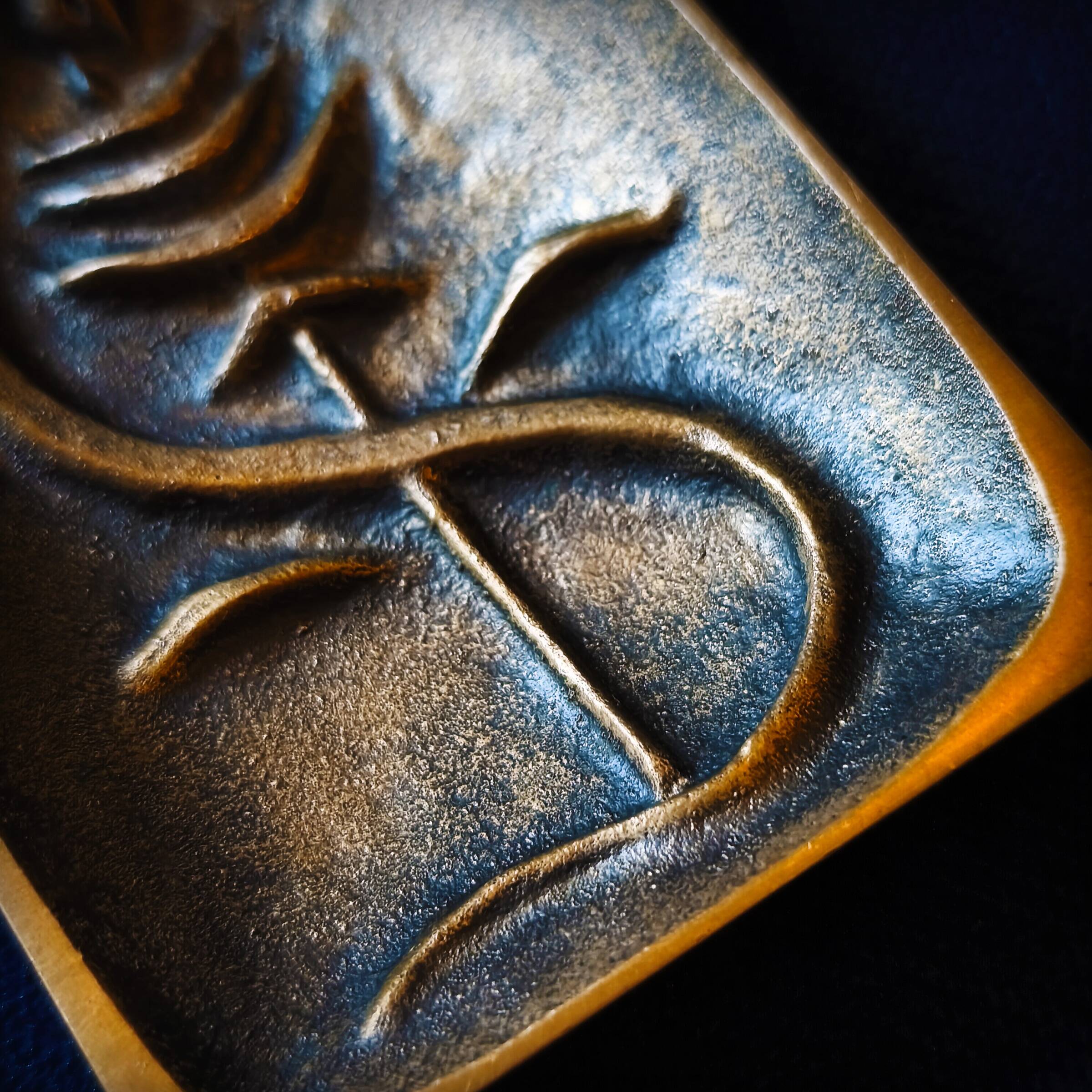 Brutalist bronze ashtray by Alfieri Gardone for Lauterbach.