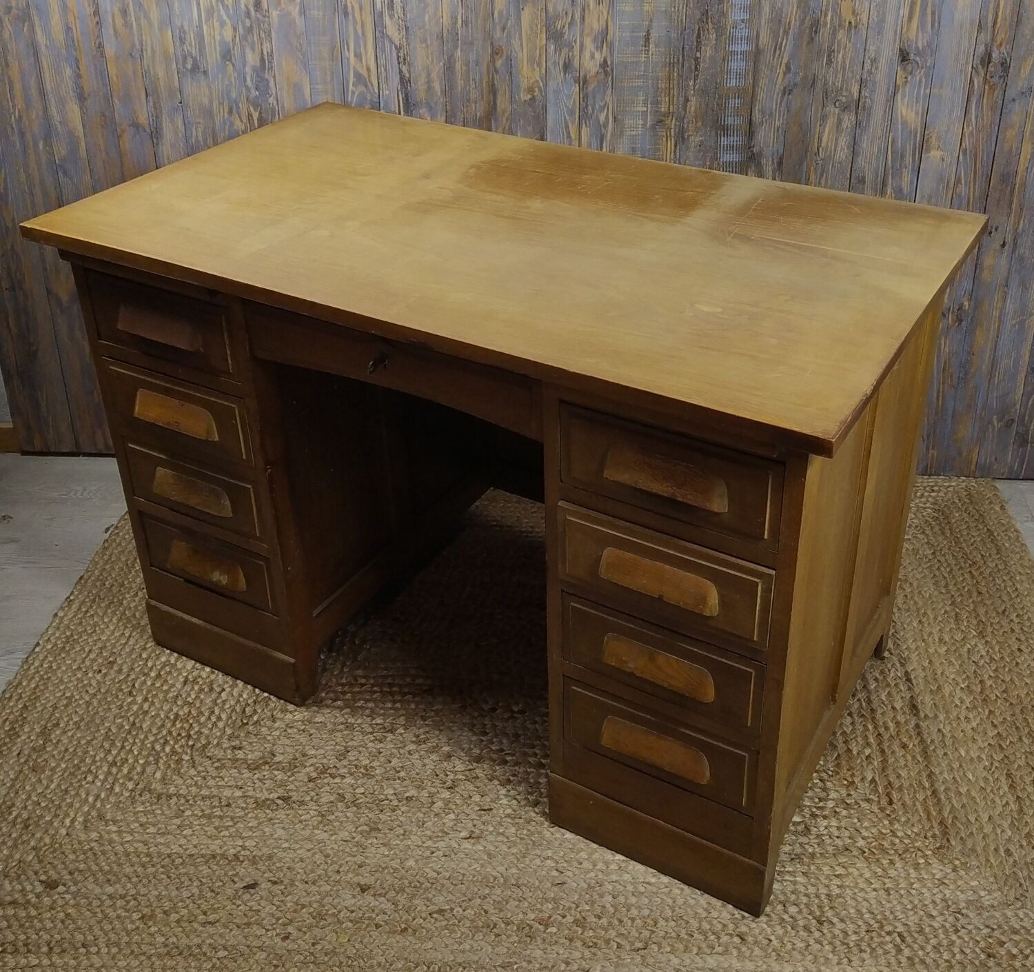 Bureau de maître d'ecole