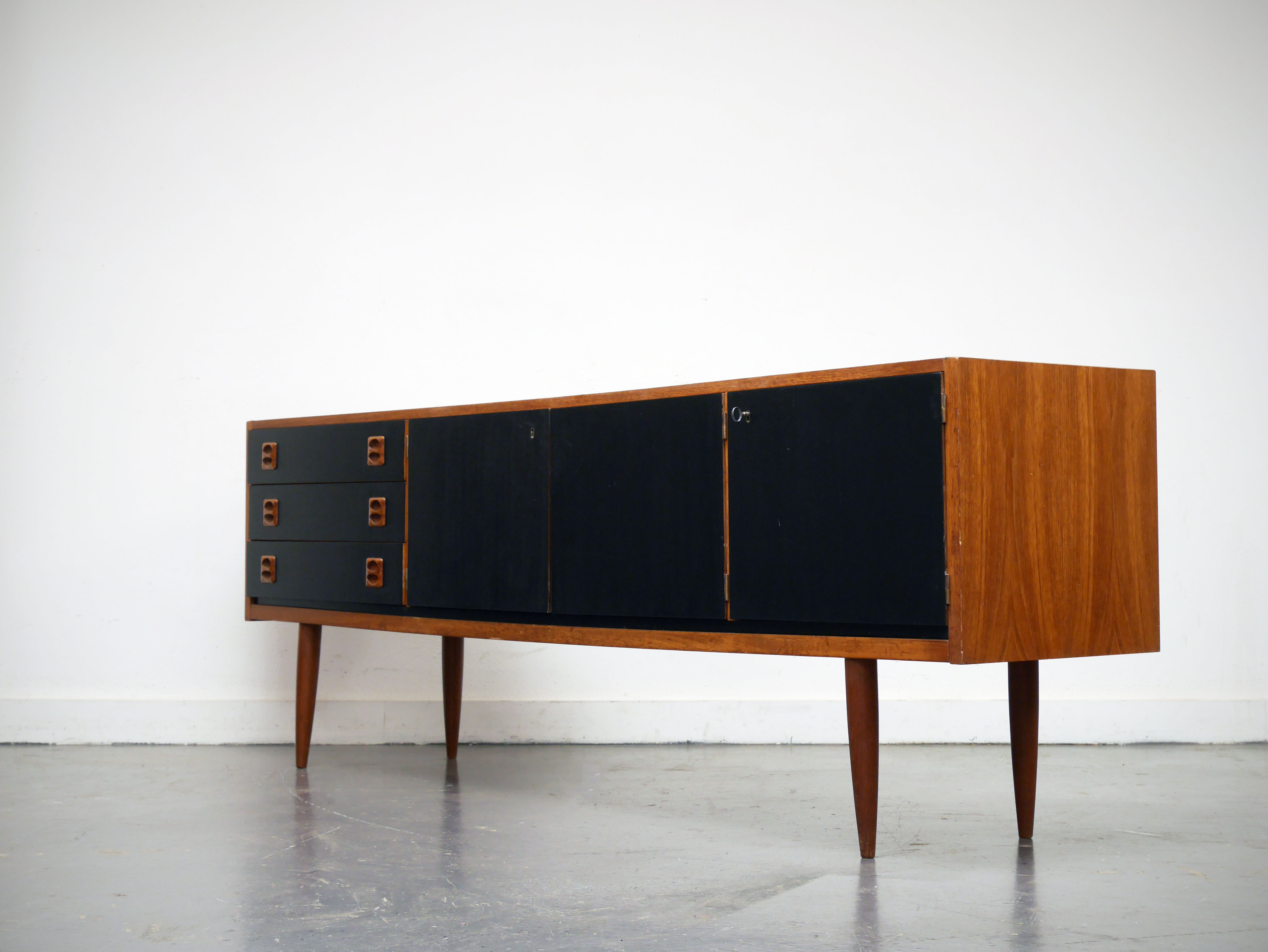 Sideboard Scandinavian teak 200 cm