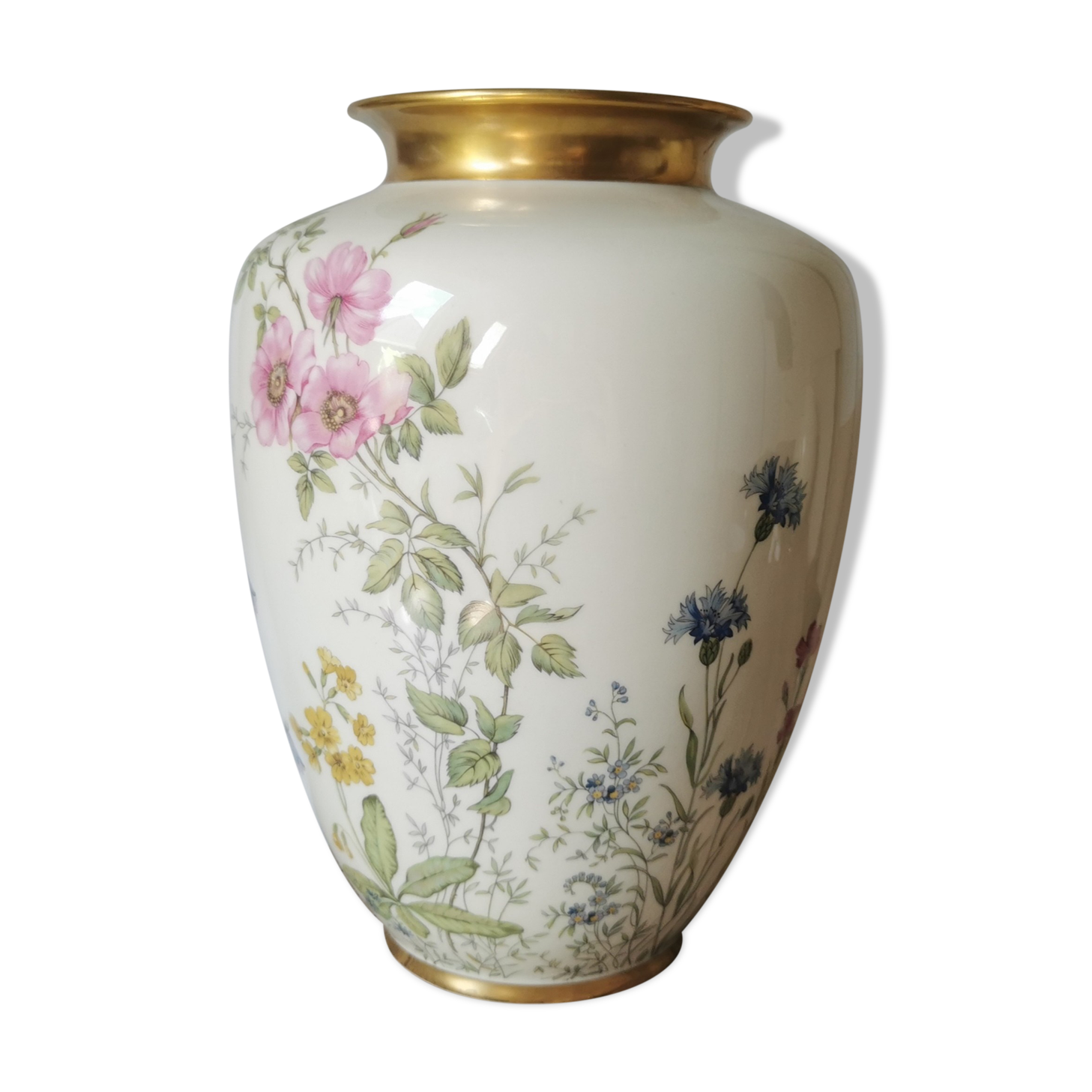 Porcelain vase flowers Wiesengrund und Bergeshöh'n