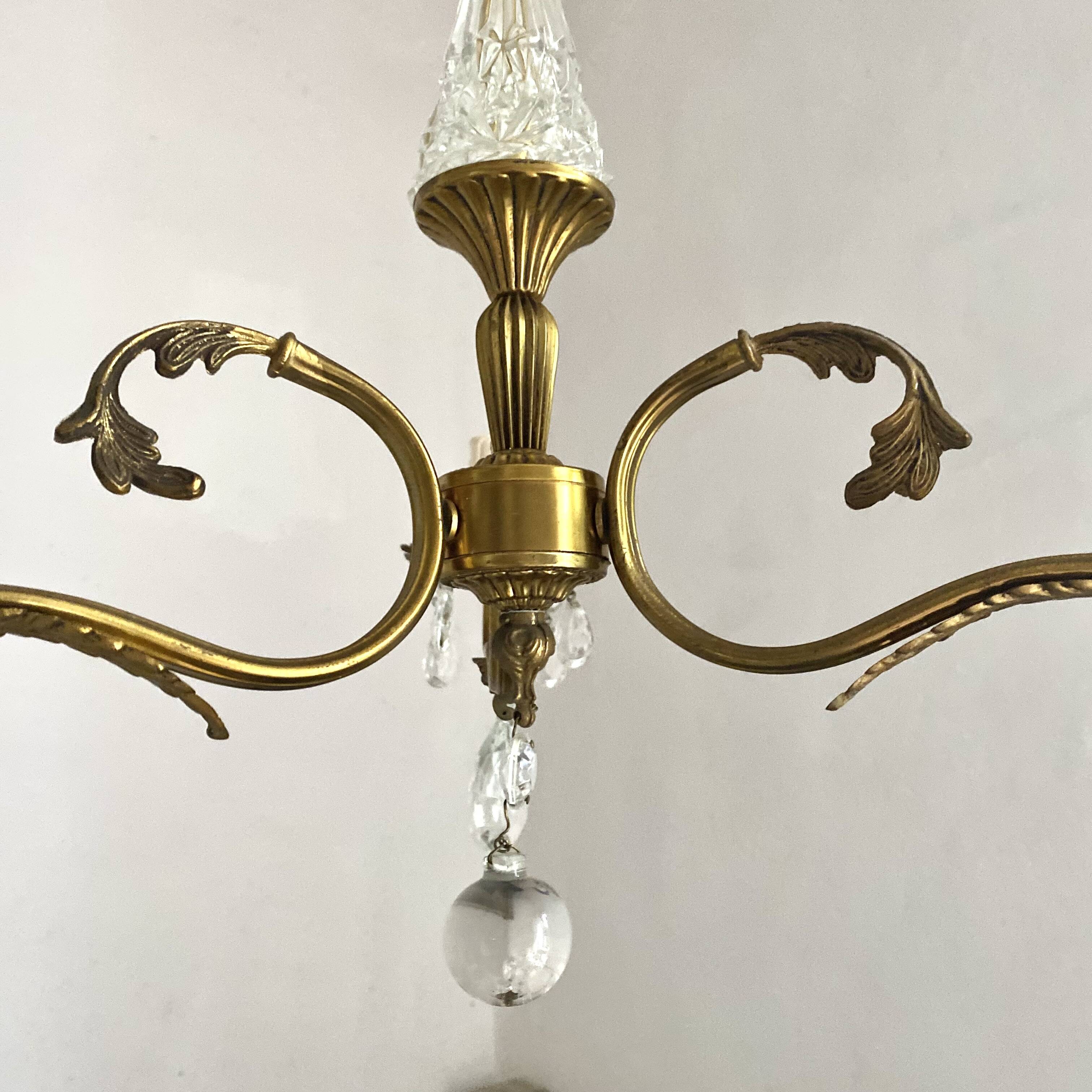 Chandeliers with glass drops 3 lights