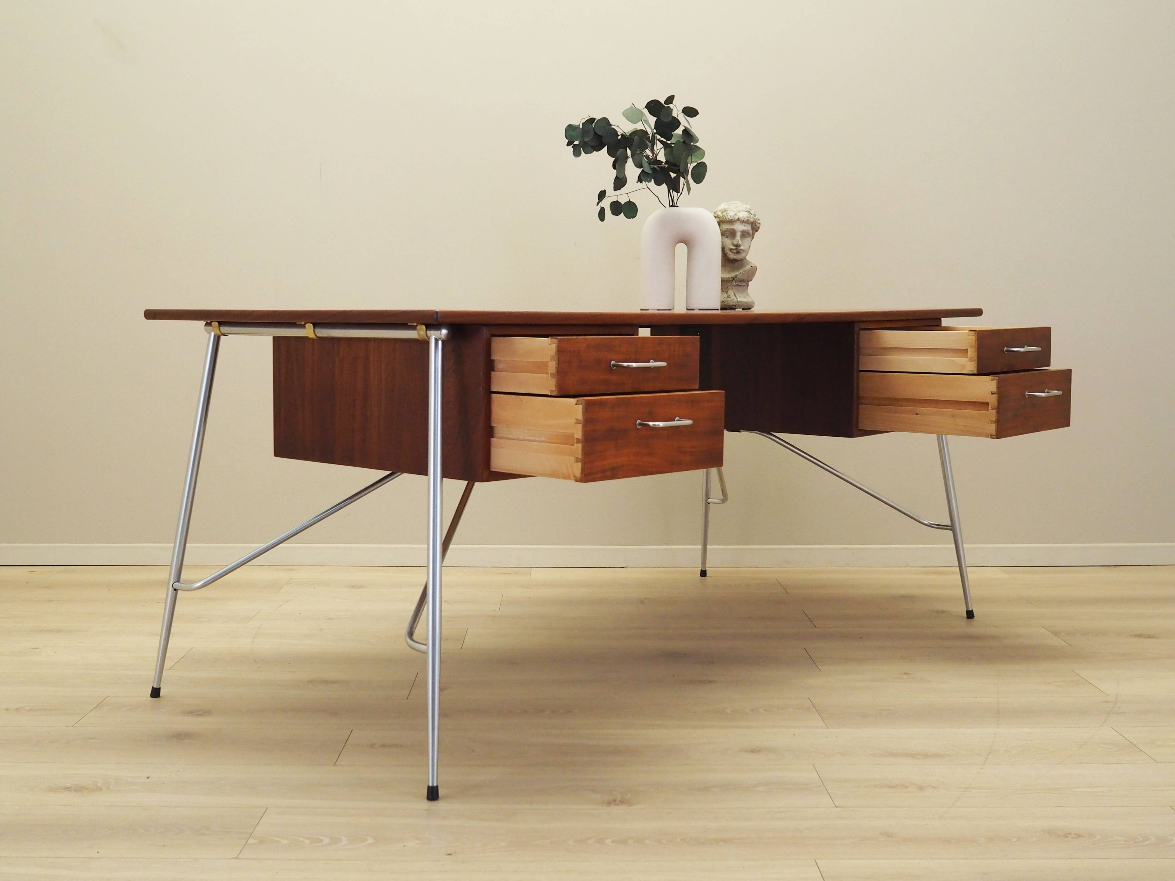 Teak desk, Danish design, 1960s, designer: Børge Mogensen, manufacturer: Sø
