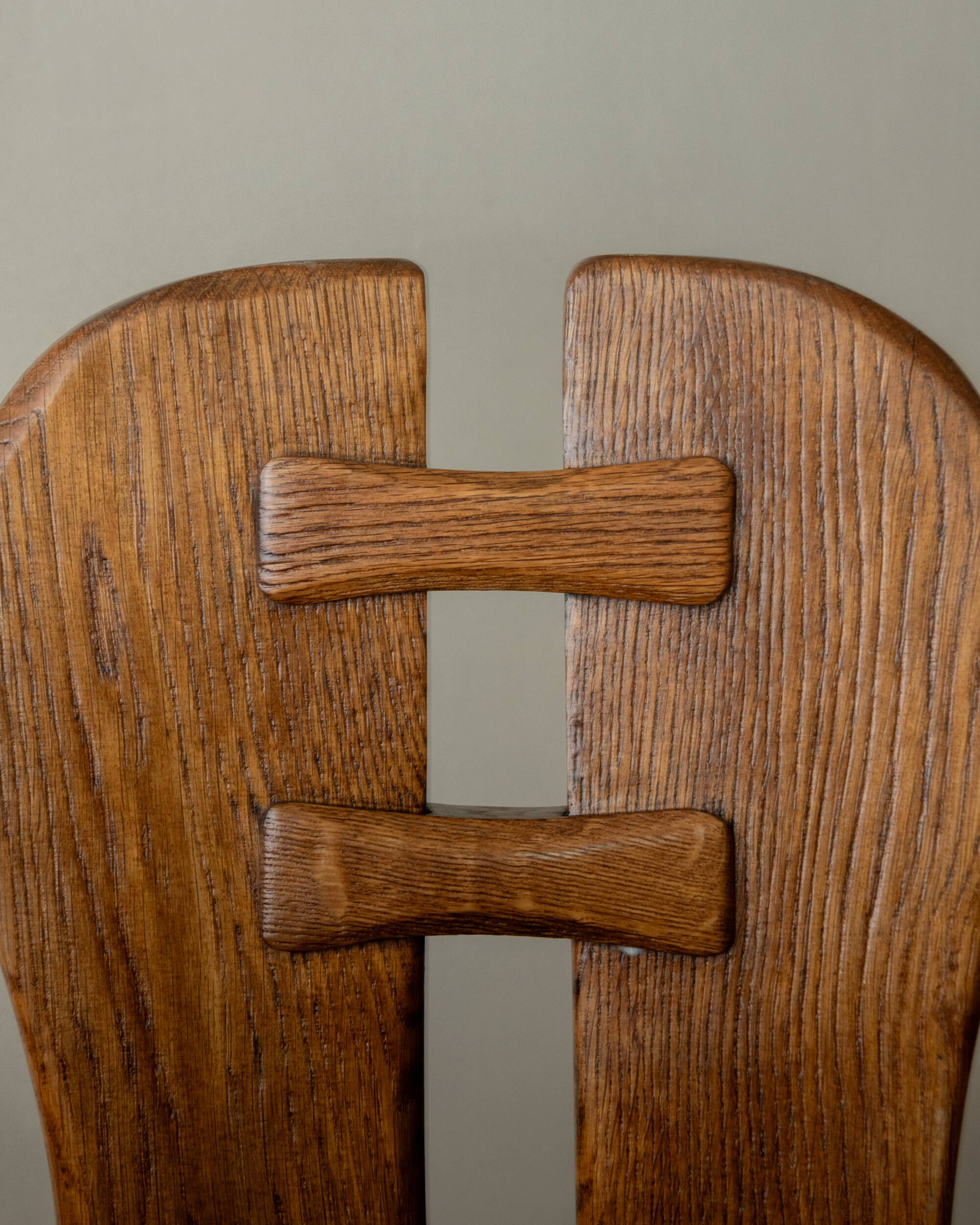Brutalist Oak Dining Chairs Sculptural Backs by De Puydt, 1960s, Set of 4