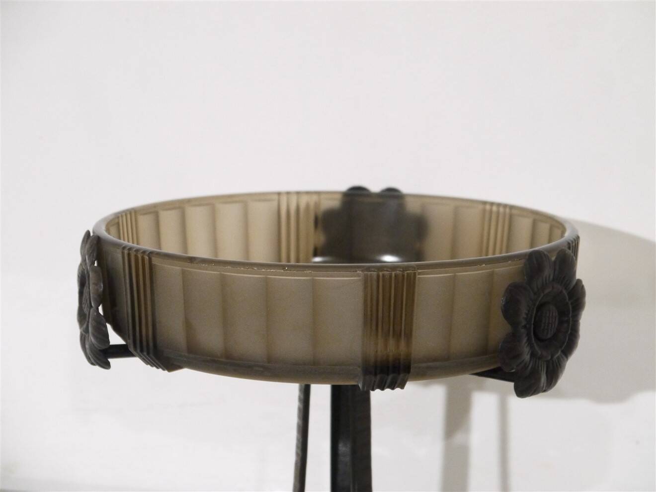 Art Deco coupe in smoked glass and metal by Pierre d'Avesn.