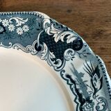 Set of 6 flat plates made of Maastricht ceramic