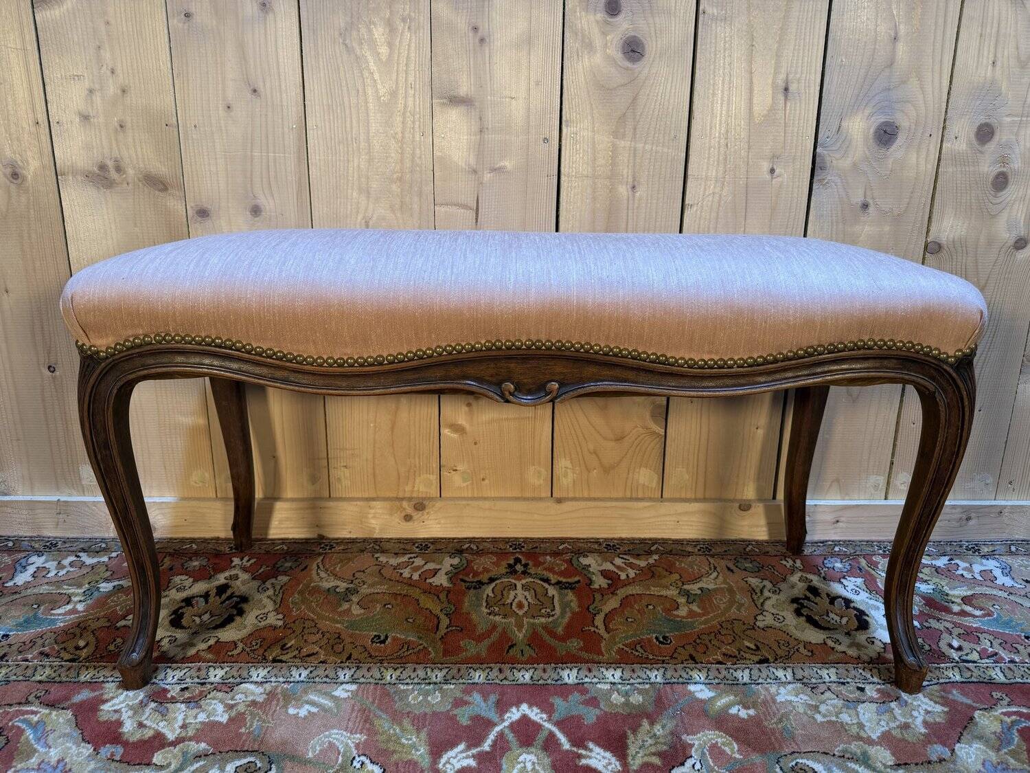 Louis XV style piano bench in pink fabric