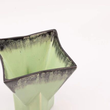 Vintage green ceramic vase with a square base - Belgium 704