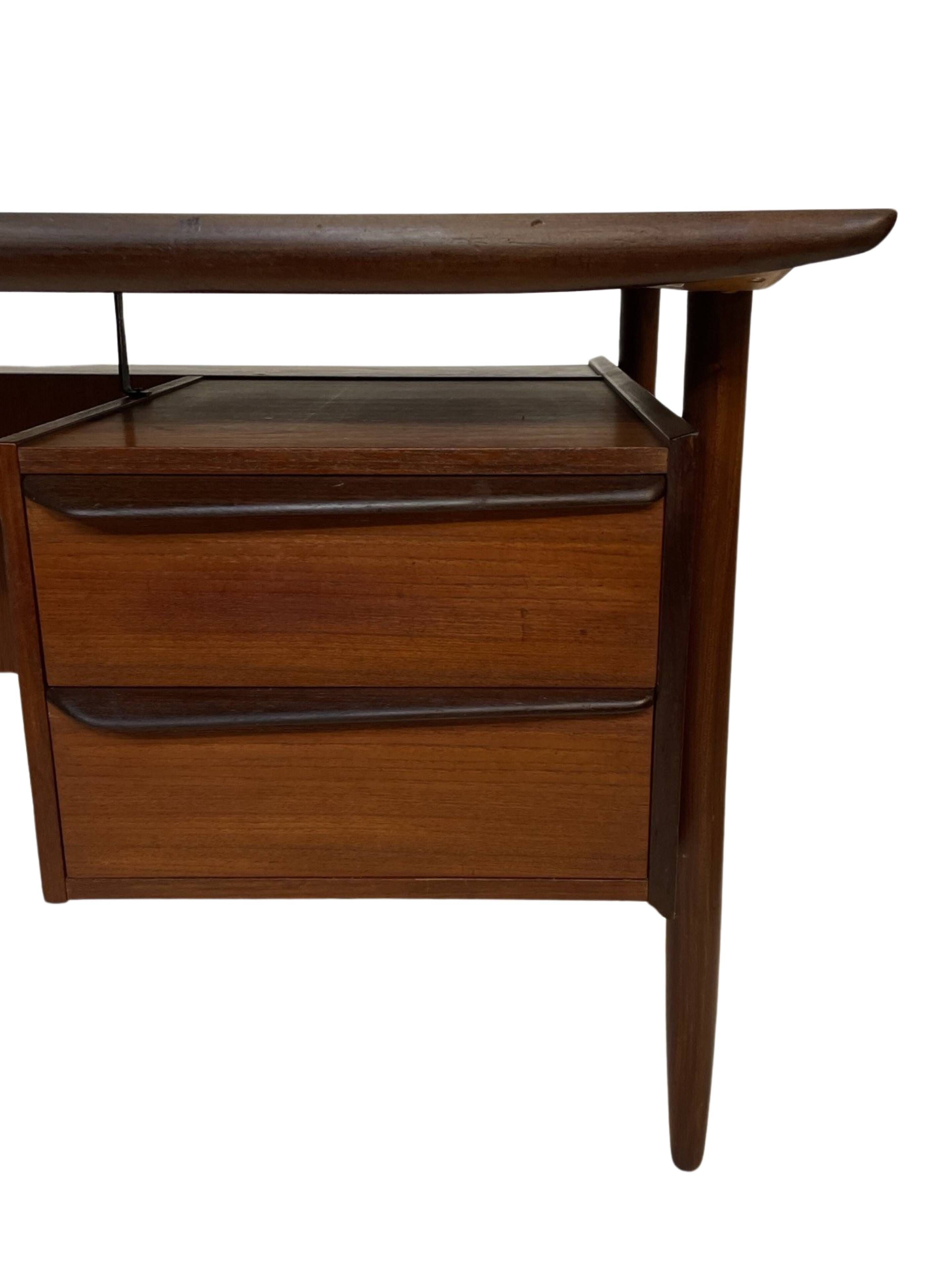 Bureau vintage en teck de Tijsseling pour Propos Hulmefa 1960