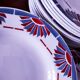 Assiettes art deco en faience : 10 plates et 11 creuses