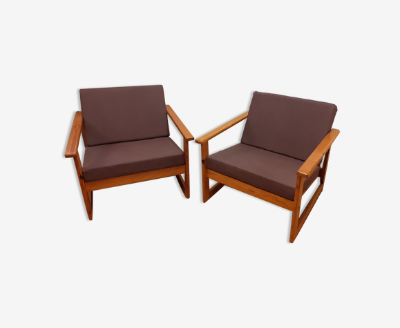Paire de fauteuils en pin