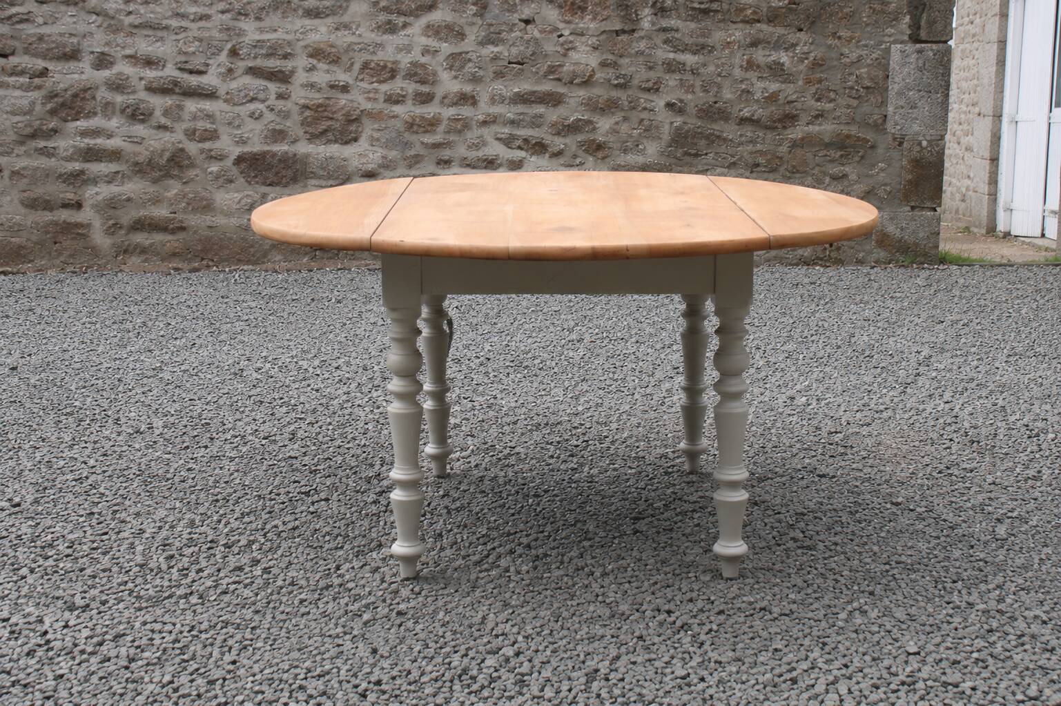 Table de ferme ronde à volets en bois massif – Ø 130 cm