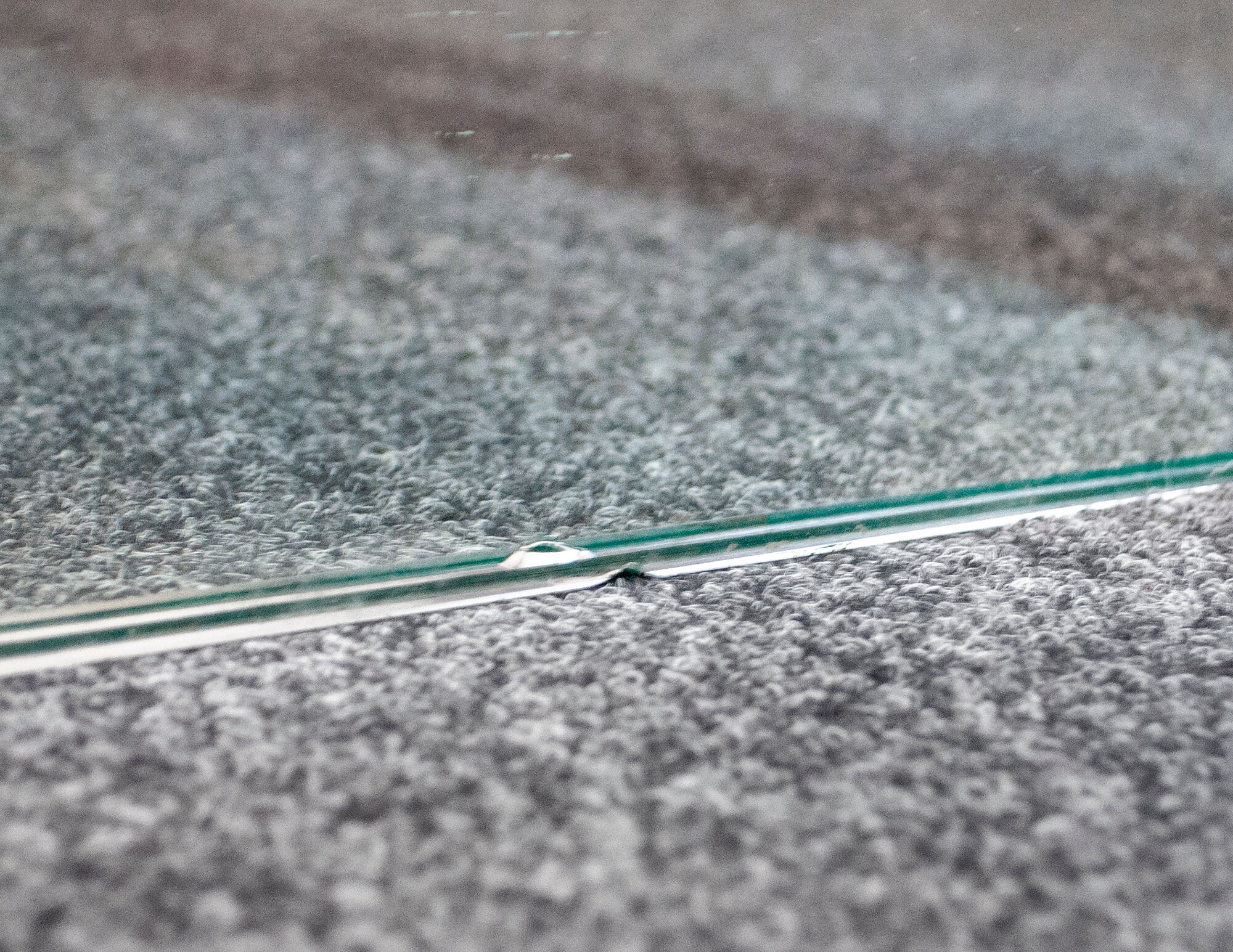 Table in crystal, mirror and licked brass, Italy 1970s