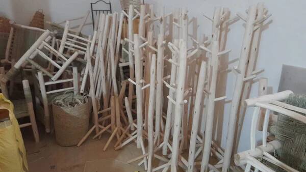 Superb handcrafted Scandinavian style coat rack in 100% natural lemon wood (2 sizes to choose from)