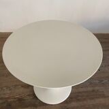 Vintage tulip table 1970