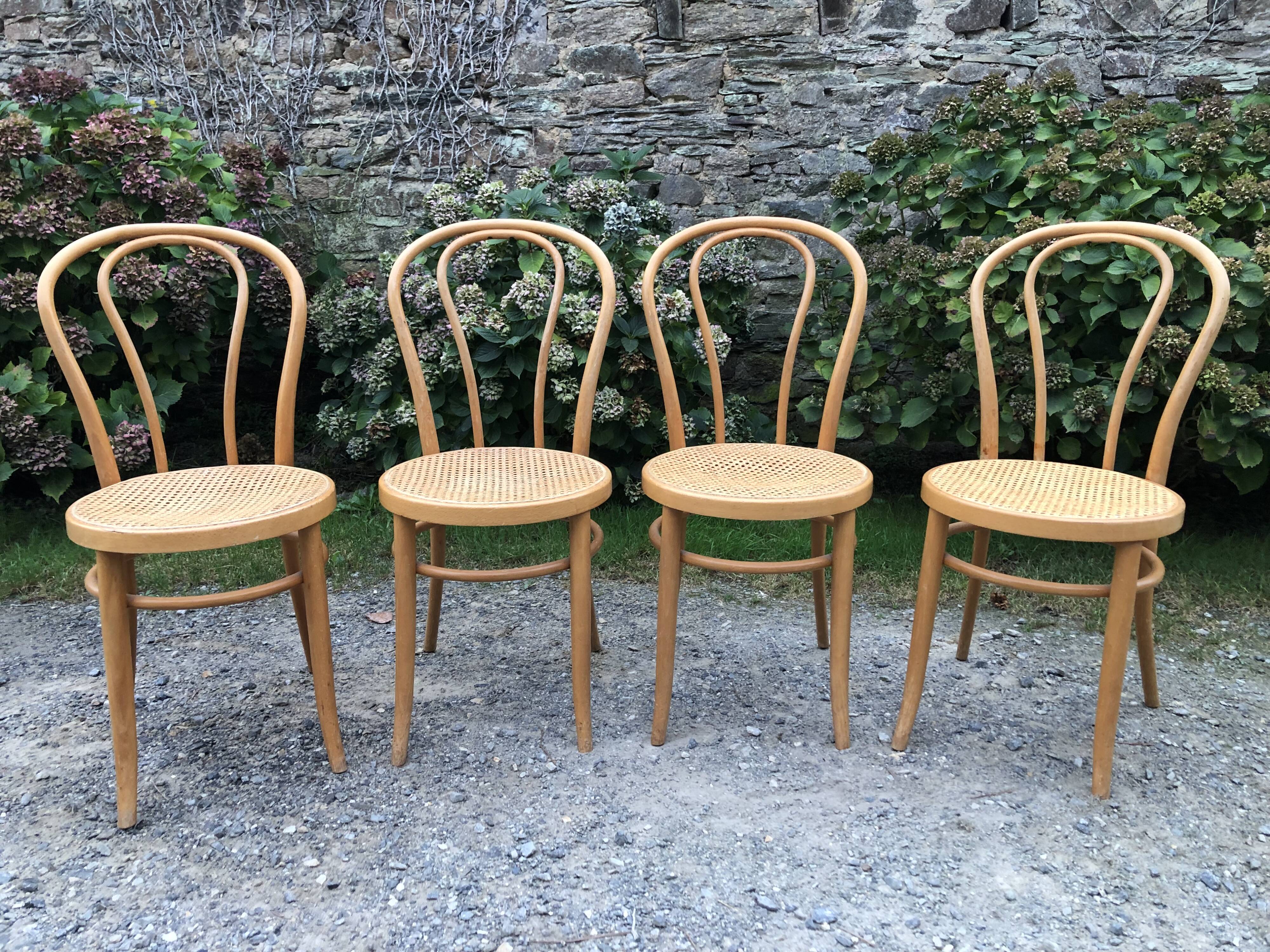 4 chaises bistrot vintage cannées
