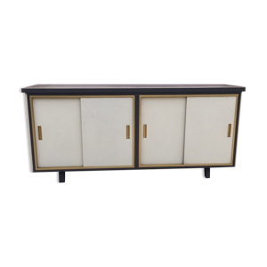 Buffet strafor