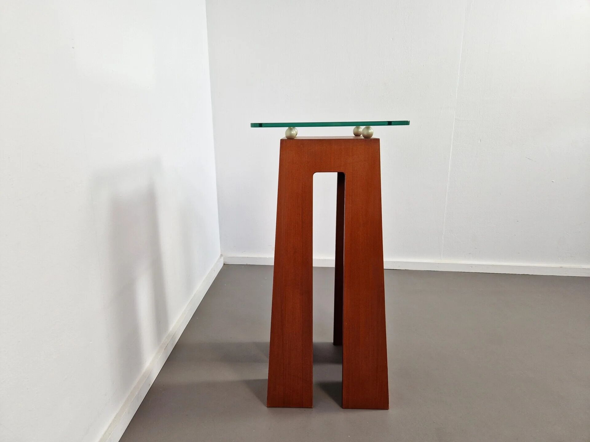 Postmodern pedestal, 1980s
