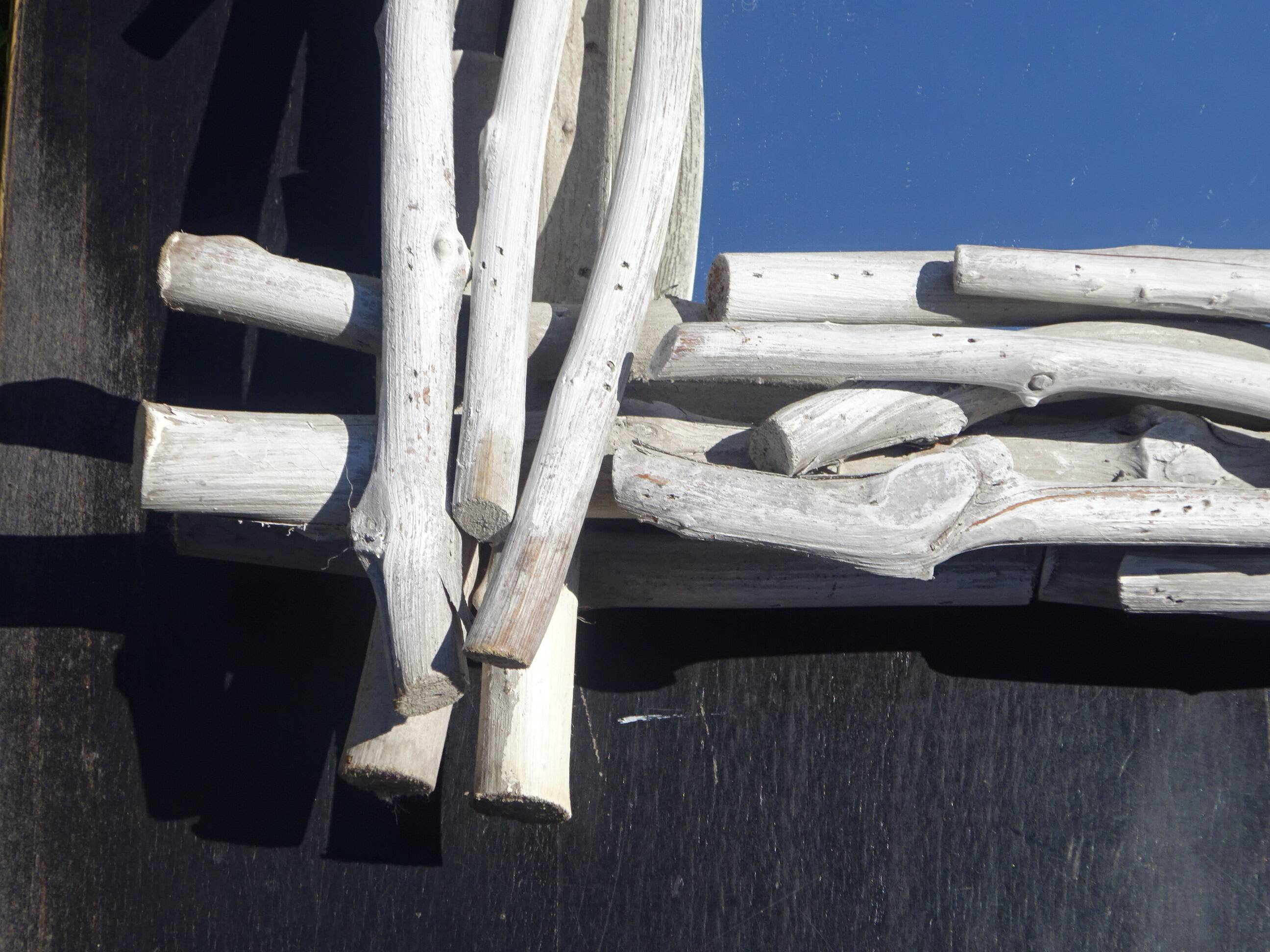 Mirror in gray driftwood frame < 65x84 cm >