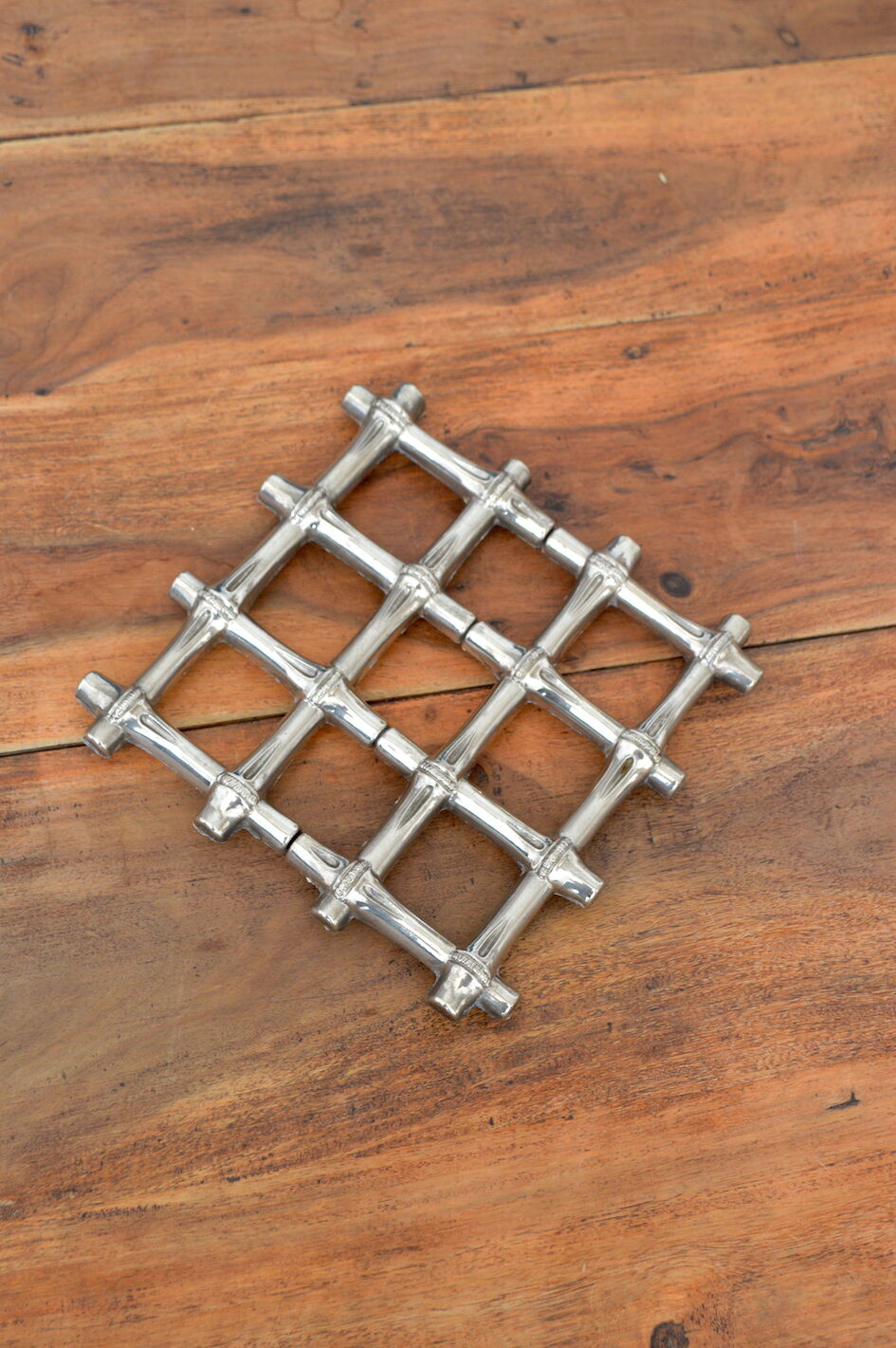 Stretchy braided underside