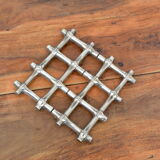 Stretchy braided underside