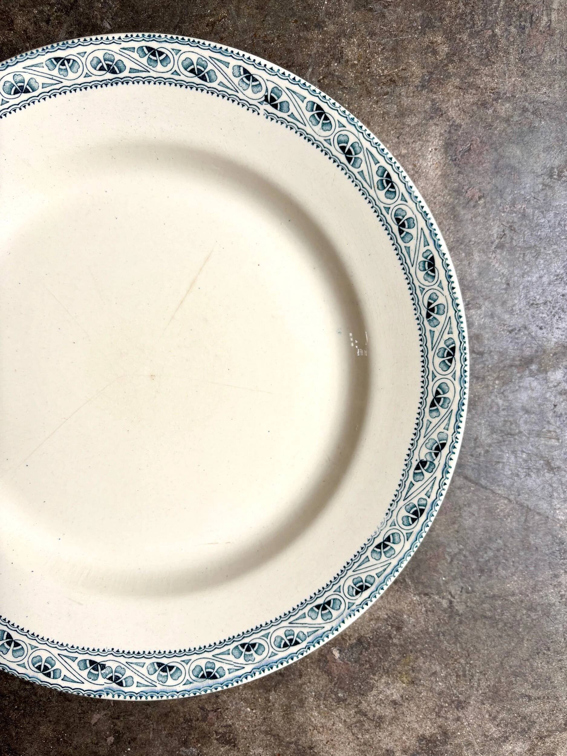 Boulenger & Cie round dish in blue ironstone, "Champigny" service