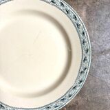 Boulenger & Cie round dish in blue ironstone, "Champigny" service