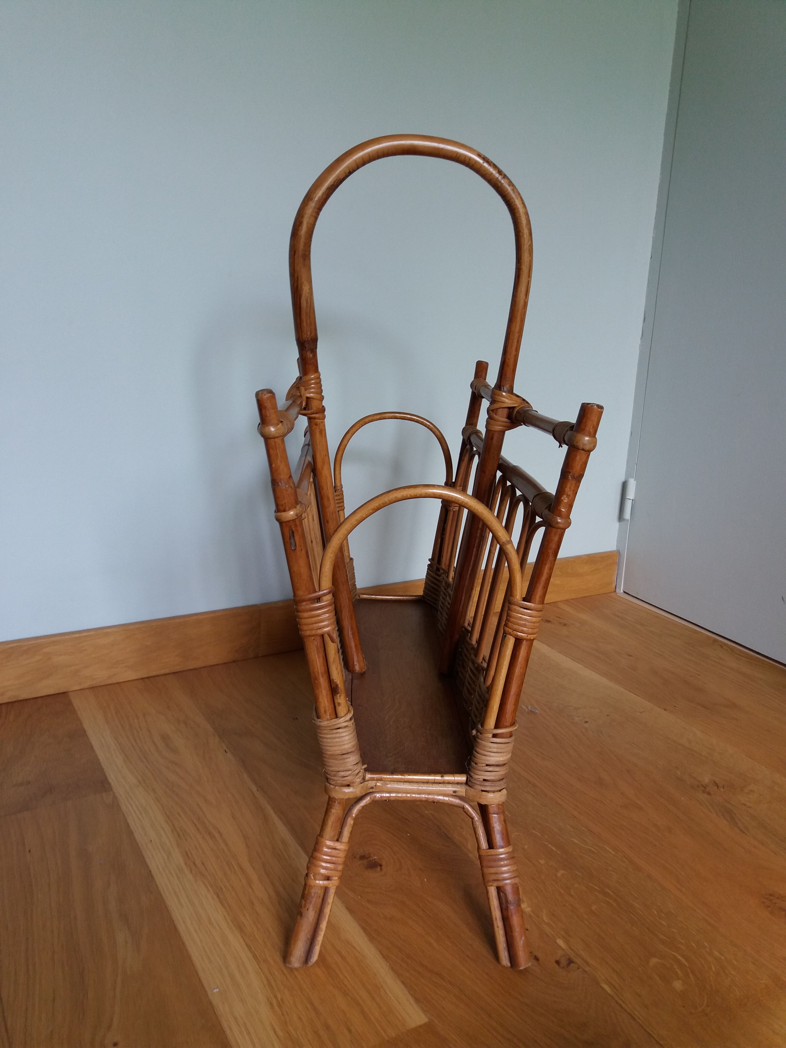 Wicker rattan magazine holders