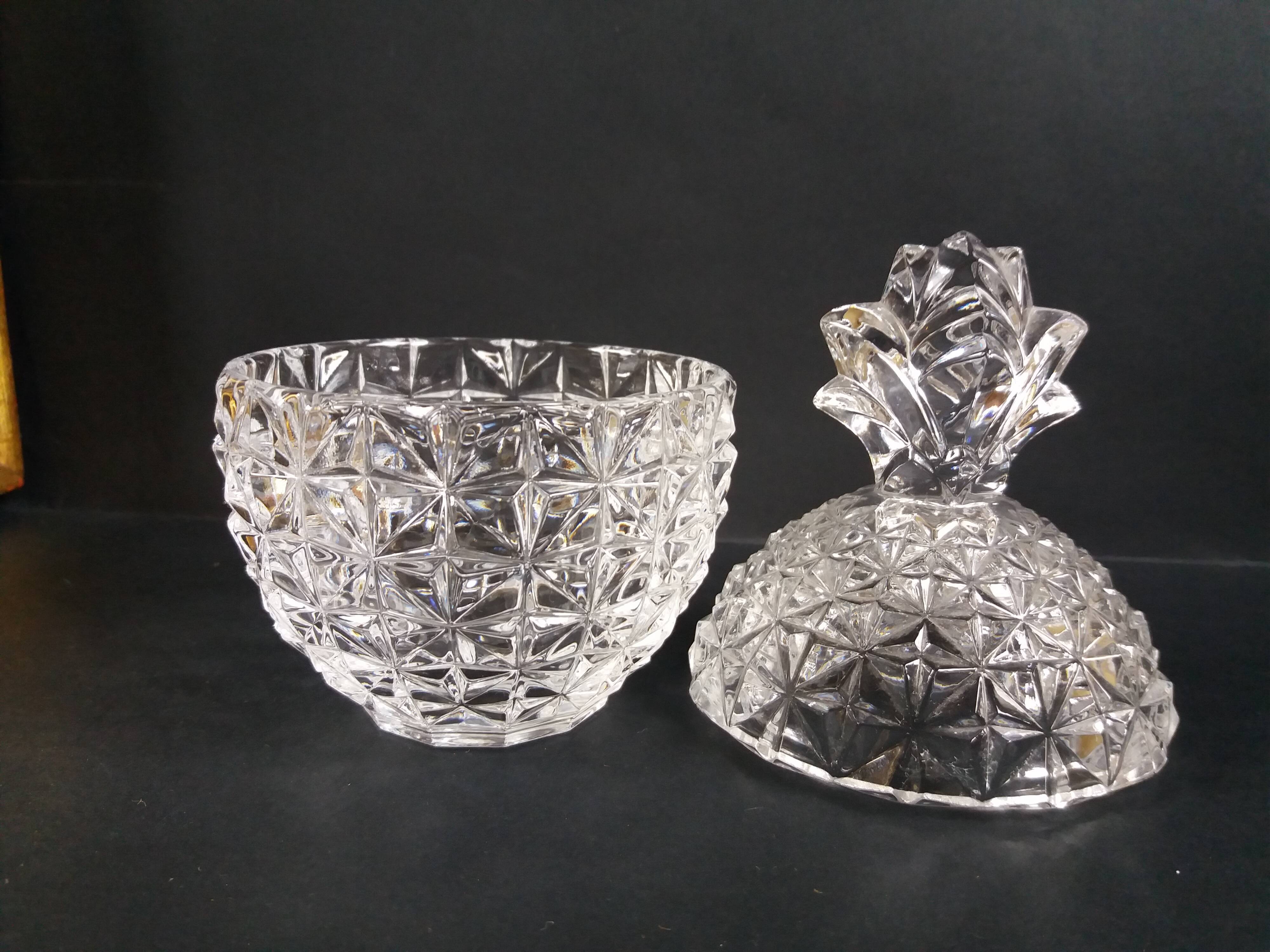 Crystal pineapple candy