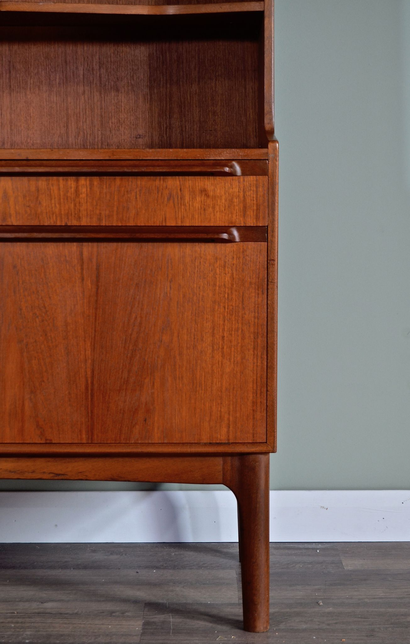 Vintage midcentury McIntosh bureau