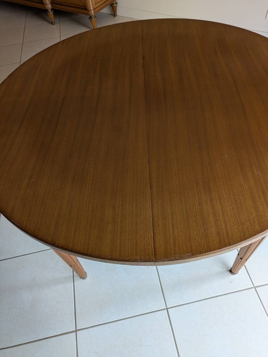 Table(diamètre 110 ) style  louis xvi  merisier
