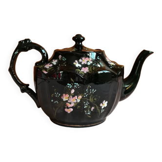 Old English teapot