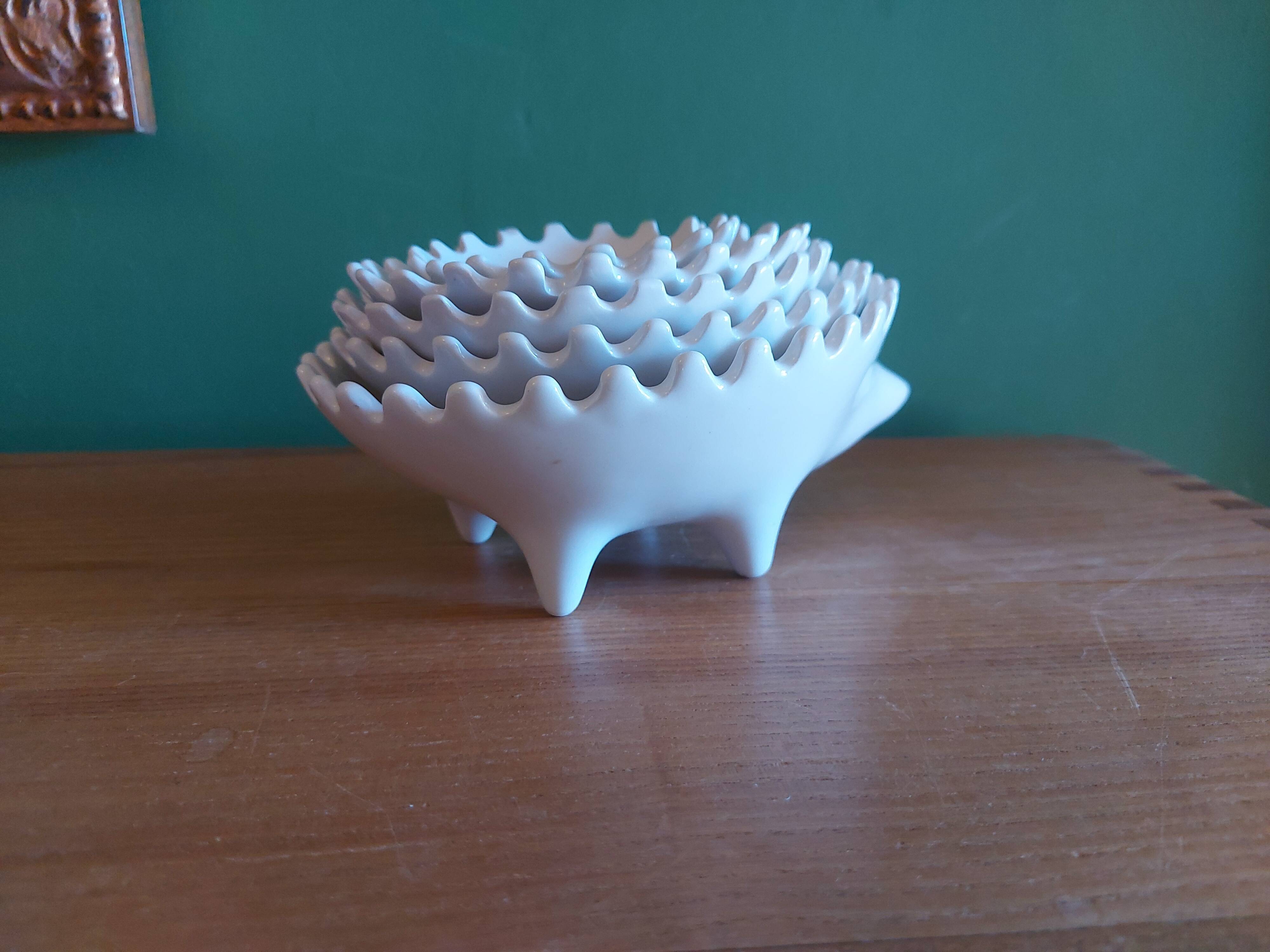 Stackable pocket set zoomorphic , ceramic este , italy " herissons "