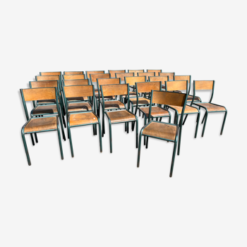 Set of 25 old Mullca school chairs model 510.