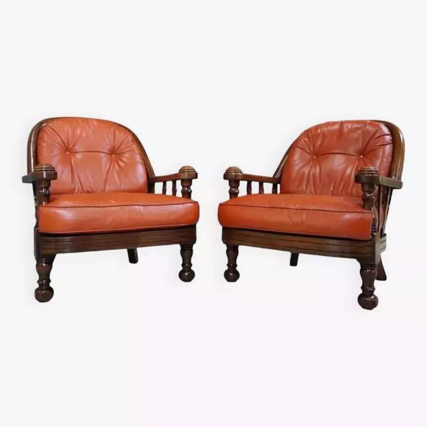 Pair of 60s armchairs in leather and wood