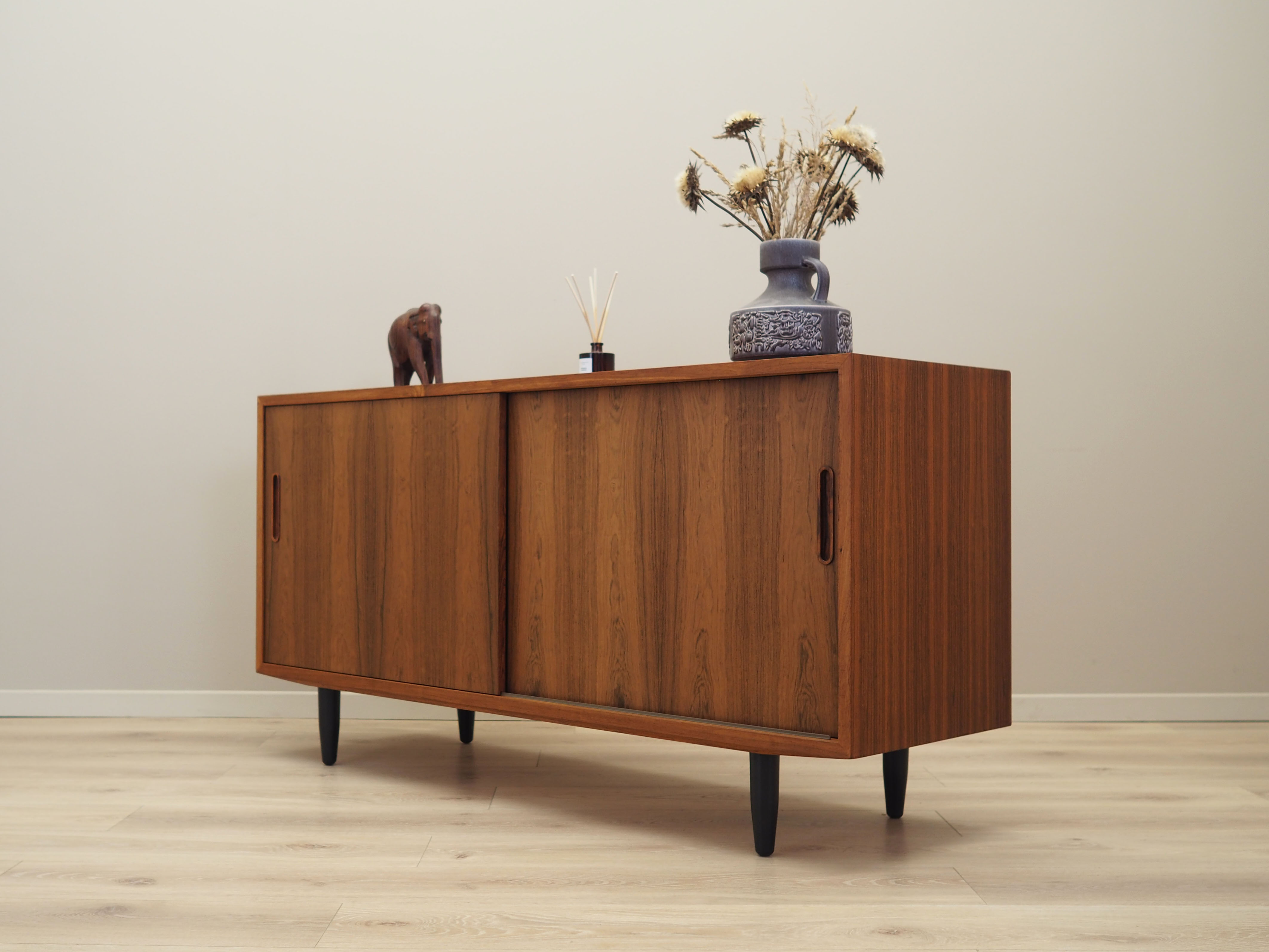 Rosewood cabinet, Danish design, 1970s, manufacture: Hundevad