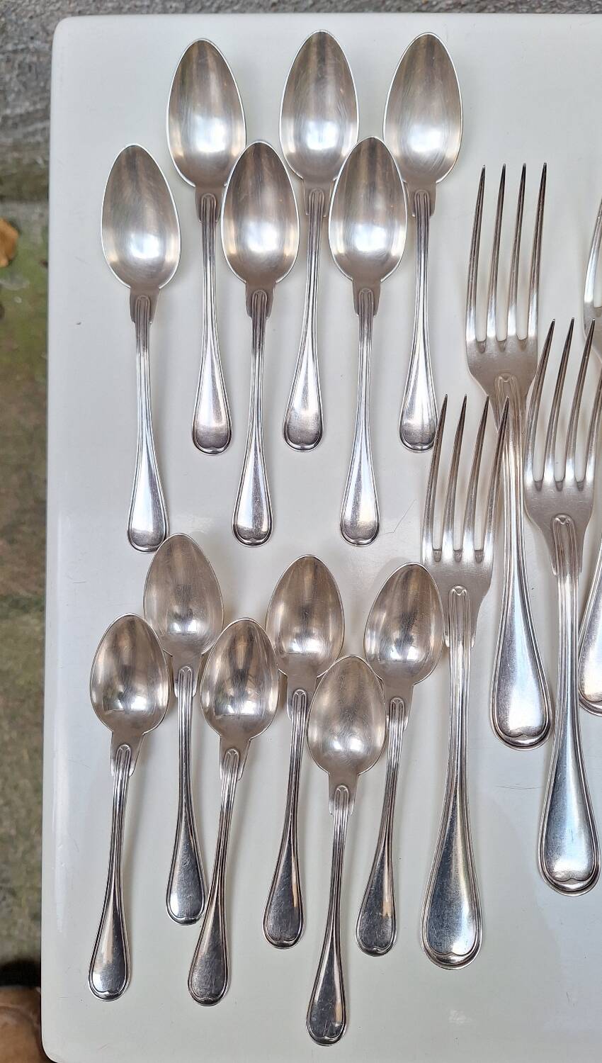 Partie de ménagère en métal argenté Christofle