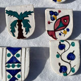 Ceramic knife holders