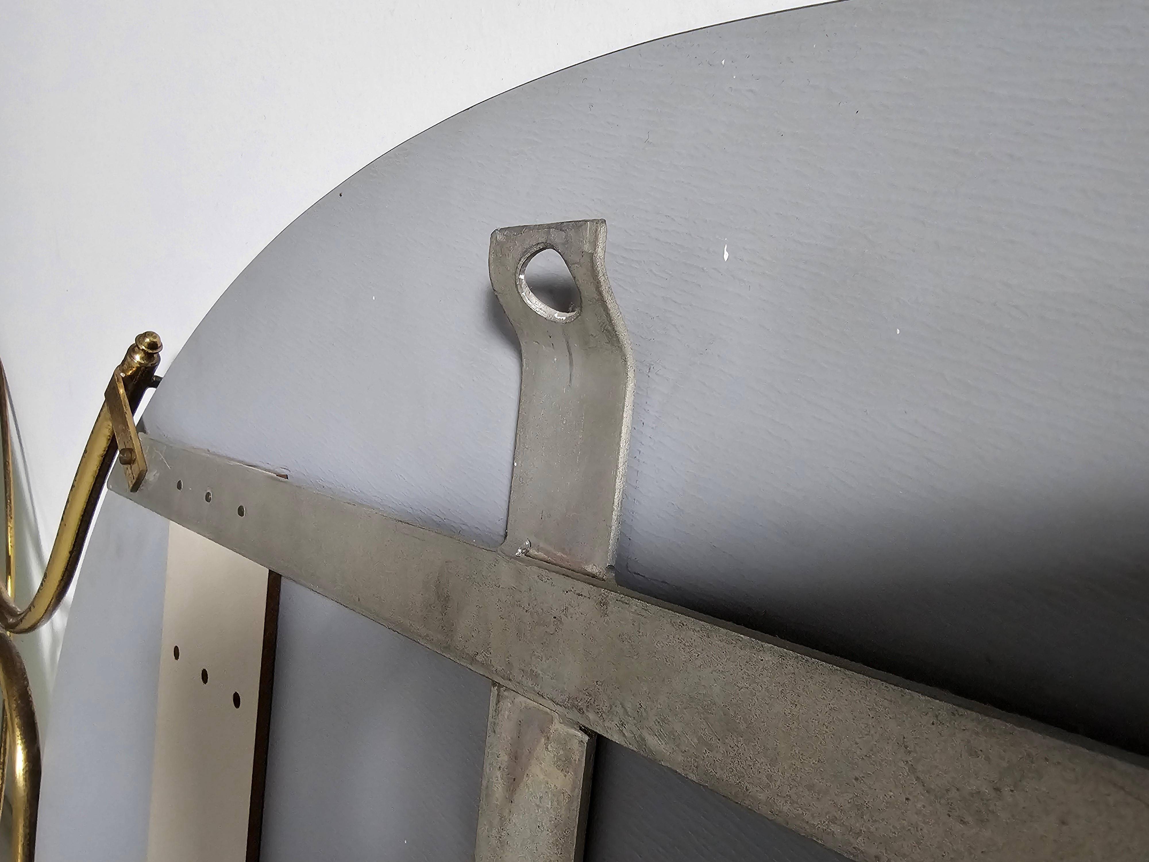 Large modern Italian wall mirror from the mid-20th century.