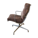 Armchair ea 216 by Charles and Ray Eames