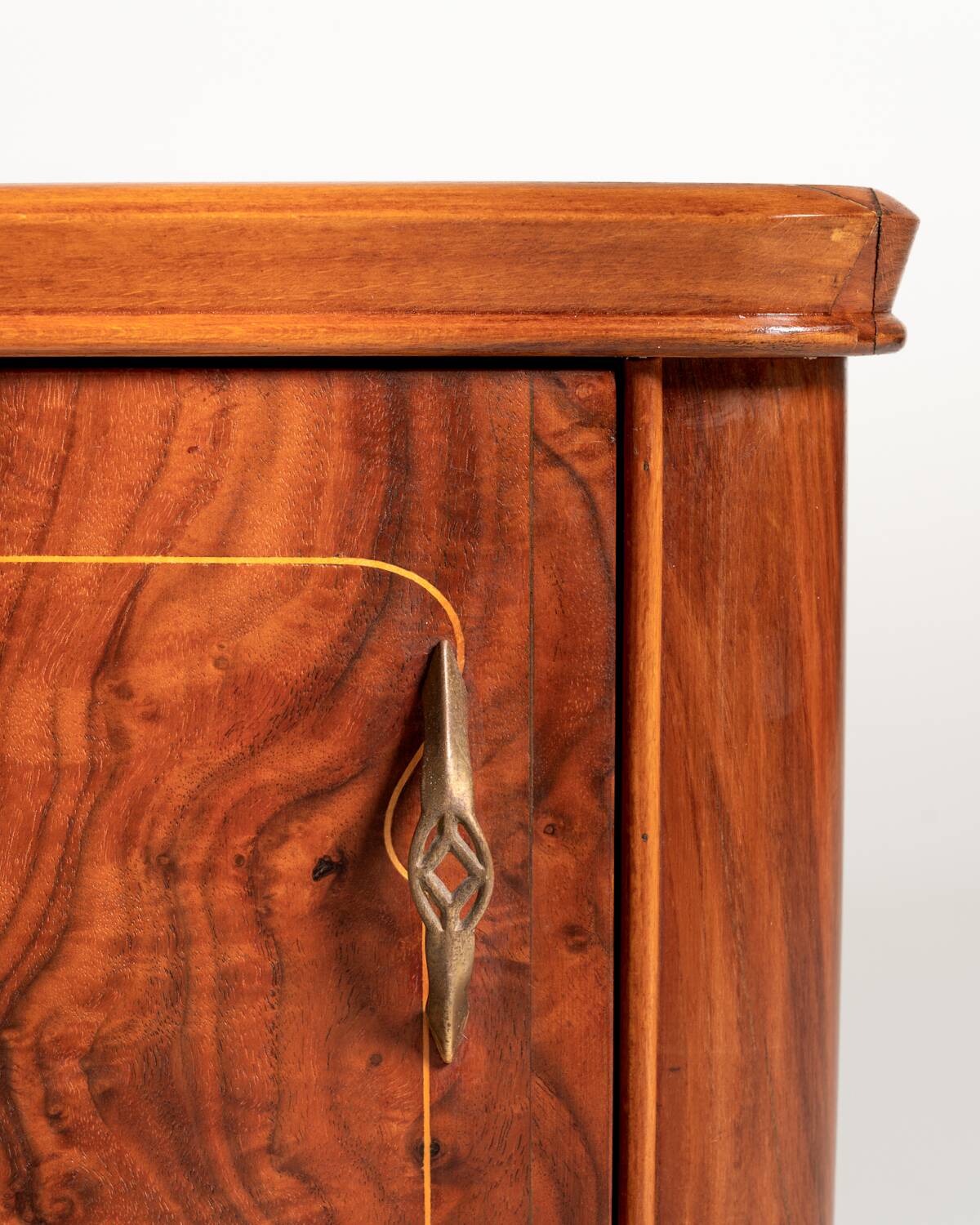 Pair of bedside tables attributable to Paolo Buffa for La PM Cantù