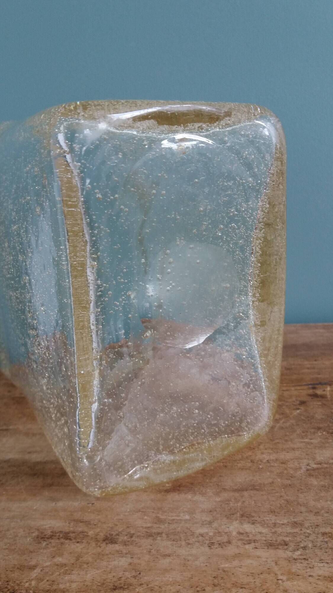 Bubble glass vase