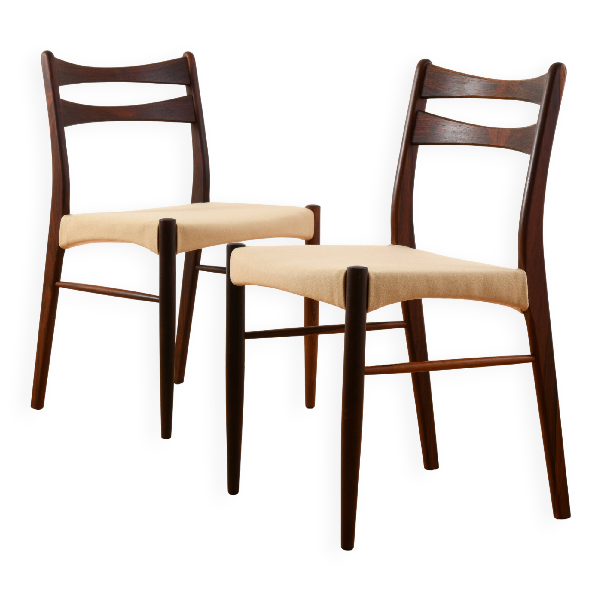Pair of Scandinavian chairs in Rio rosewood