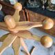 Porte manteau 1960 moderniste vintage en sapin 7 b