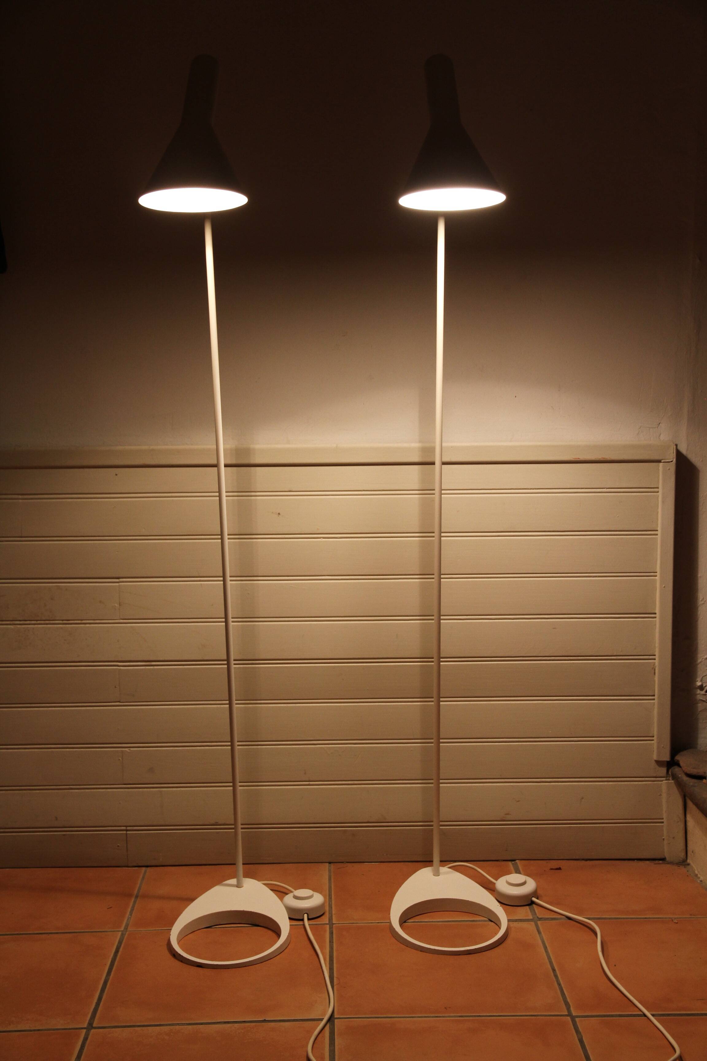 Paire de Lampadaire AJ Louis Poulsen