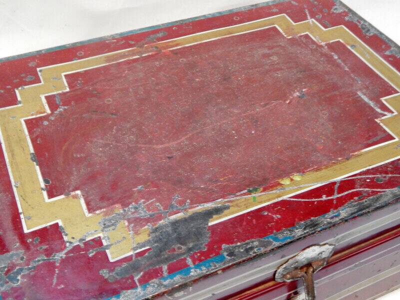 Original Patina Metal Vanity Trunk