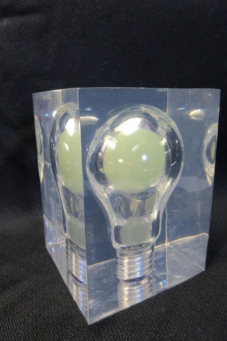 Pop art "Ampoule", fluorescent green light, design Pierre Giraudon 1970