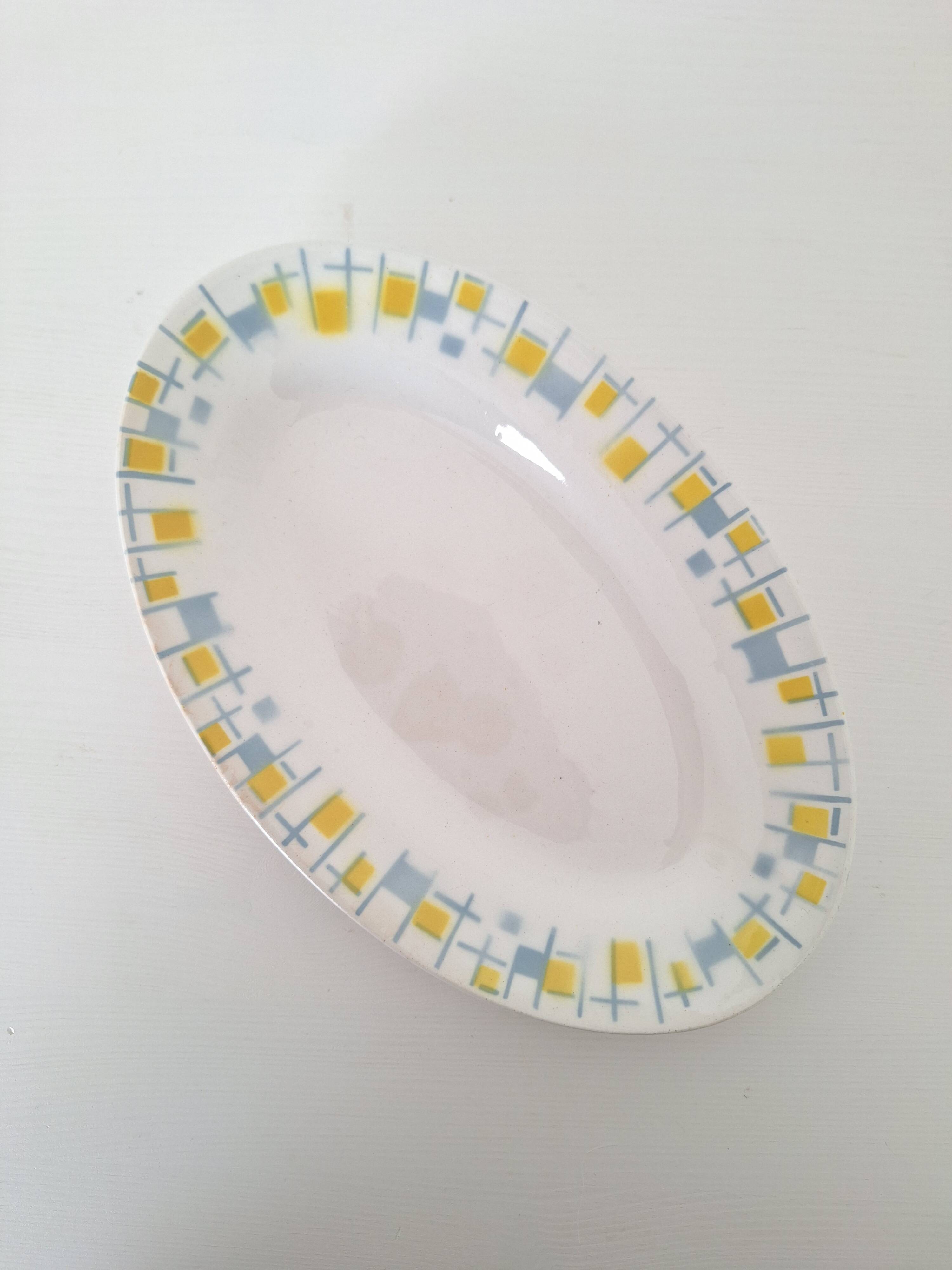Ravier jaune et bleu l'Amandinoise