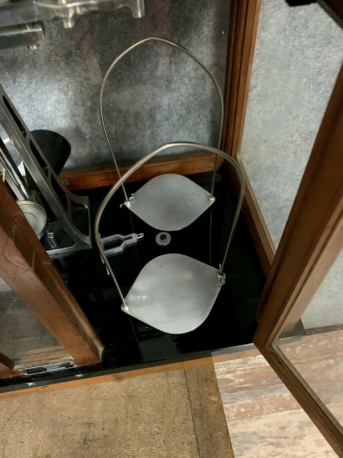 Prolabo Paris around 1900 old precision scale in its original showcase ...